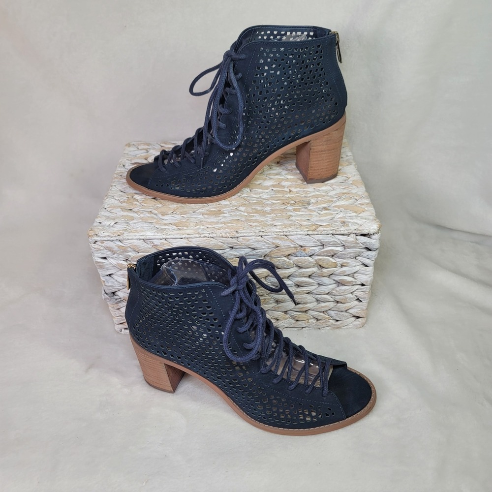 Vince‎ Camuto Tulina Navy Bohemian Gladiator Heels Leather Zip Size 9.5 Clubwear